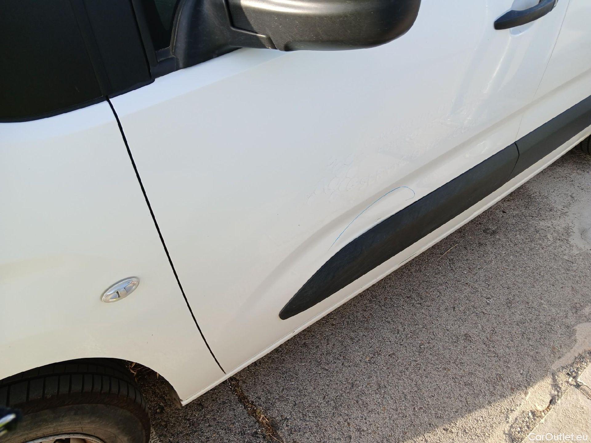  Citroen  Berlingo CITROEN  / 2018 / 3P / furgón derivado de turismo Talla M BlueHDi 100 CONTROL (AC2) #18