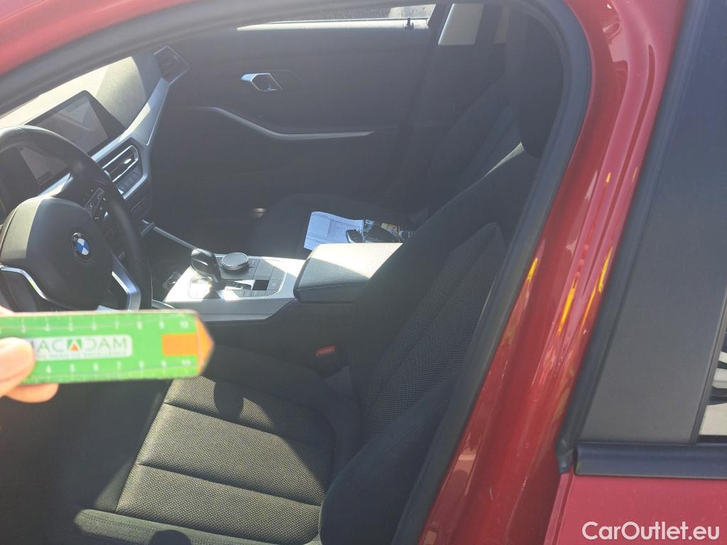 Bmw  Serie 3 BMW  / 2018 / 4P / sedán 318d Auto. #10