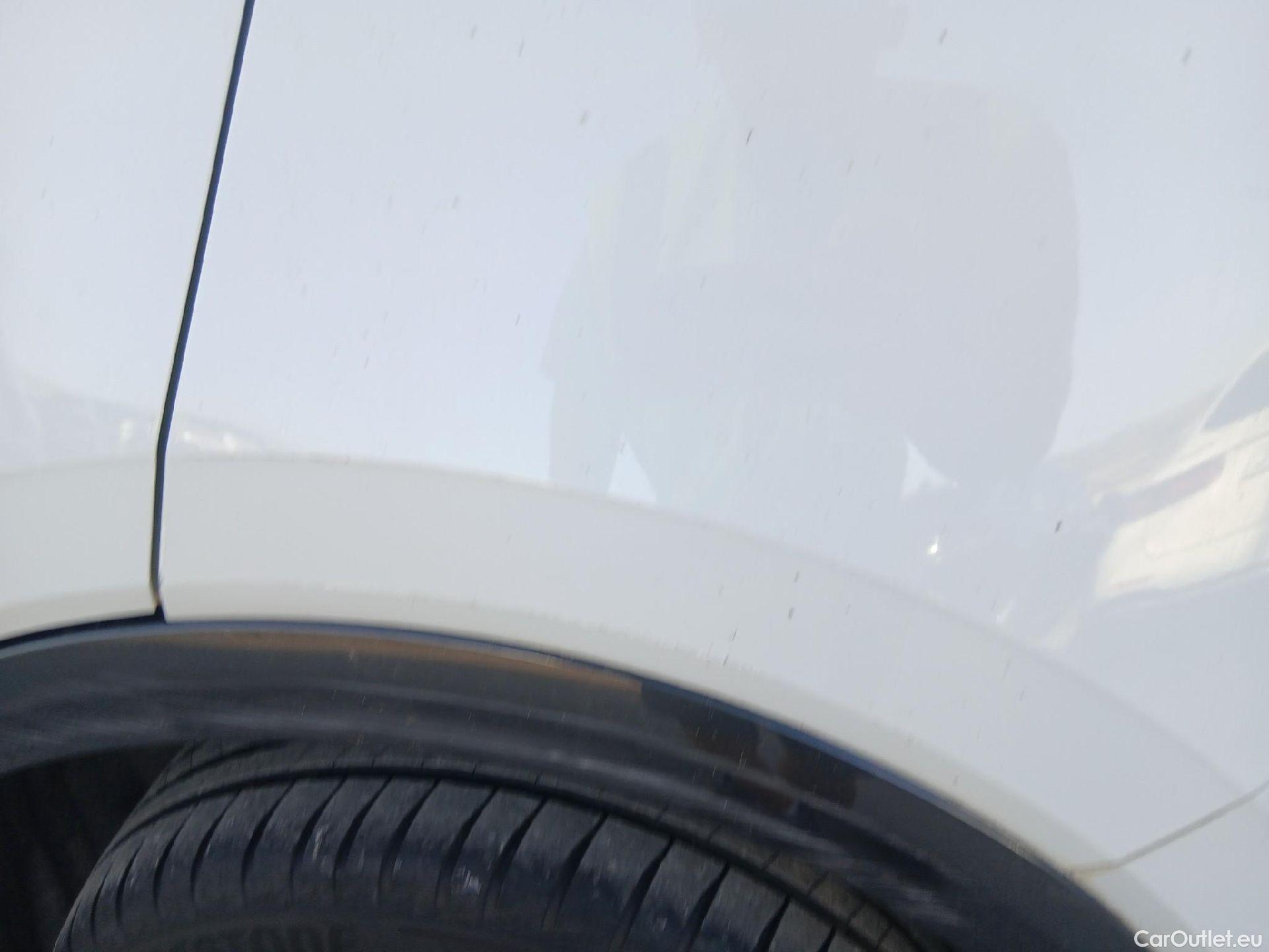  Audi  Q2 AUDI  / 2016 / 5P / todoterreno Design 30 TFSI 85kW (116CV) #10