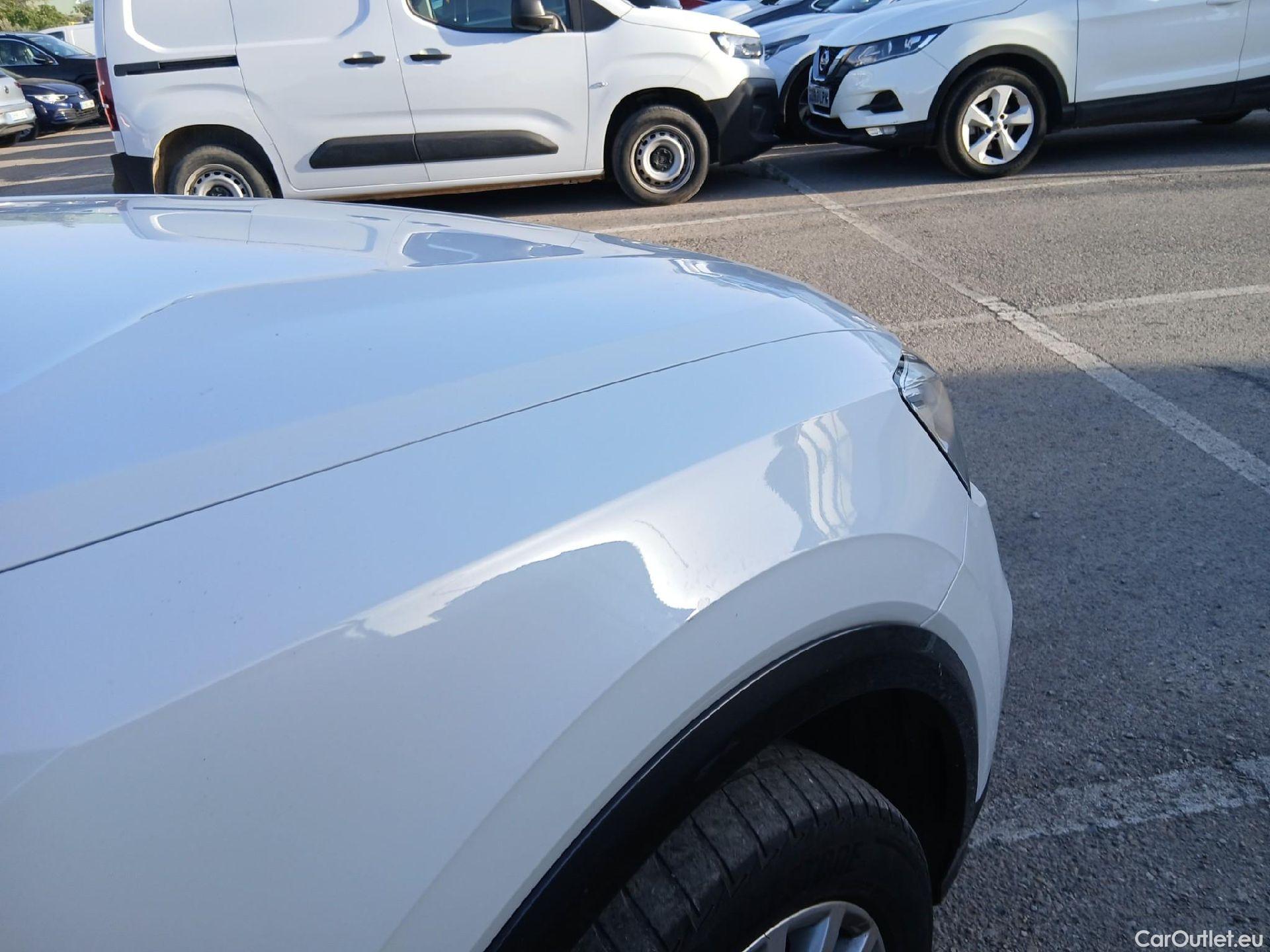  Audi  Q2 AUDI  / 2016 / 5P / todoterreno Design 30 TFSI 85kW (116CV) #23