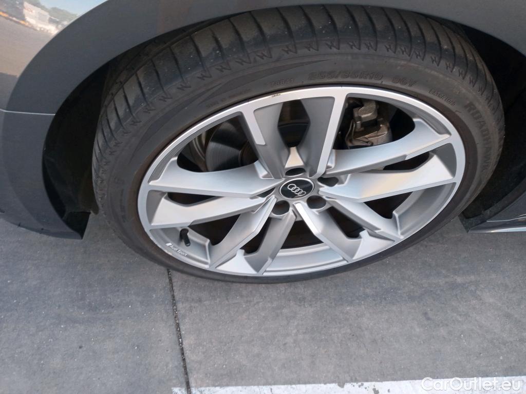  Audi  A5 Sportback AUDI A5 / 2019 / 5P / berlina con portón B.Line 35 TDI 120kW S tronic Sportback #2