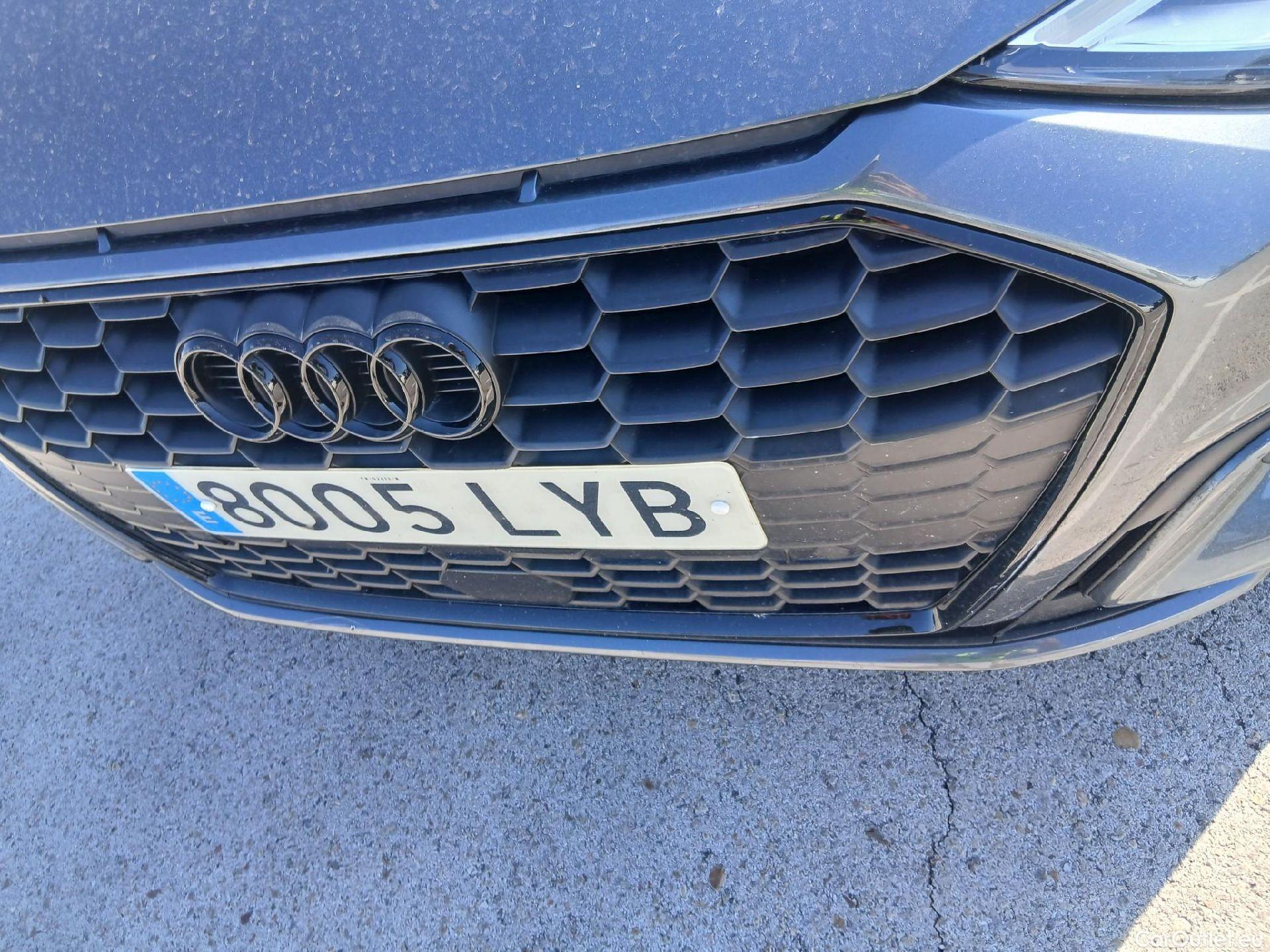  Audi  A3 AUDI  / 2020 / 5P / berlina con portón Sportback Black line 35 TFSI 110kW S tro #7