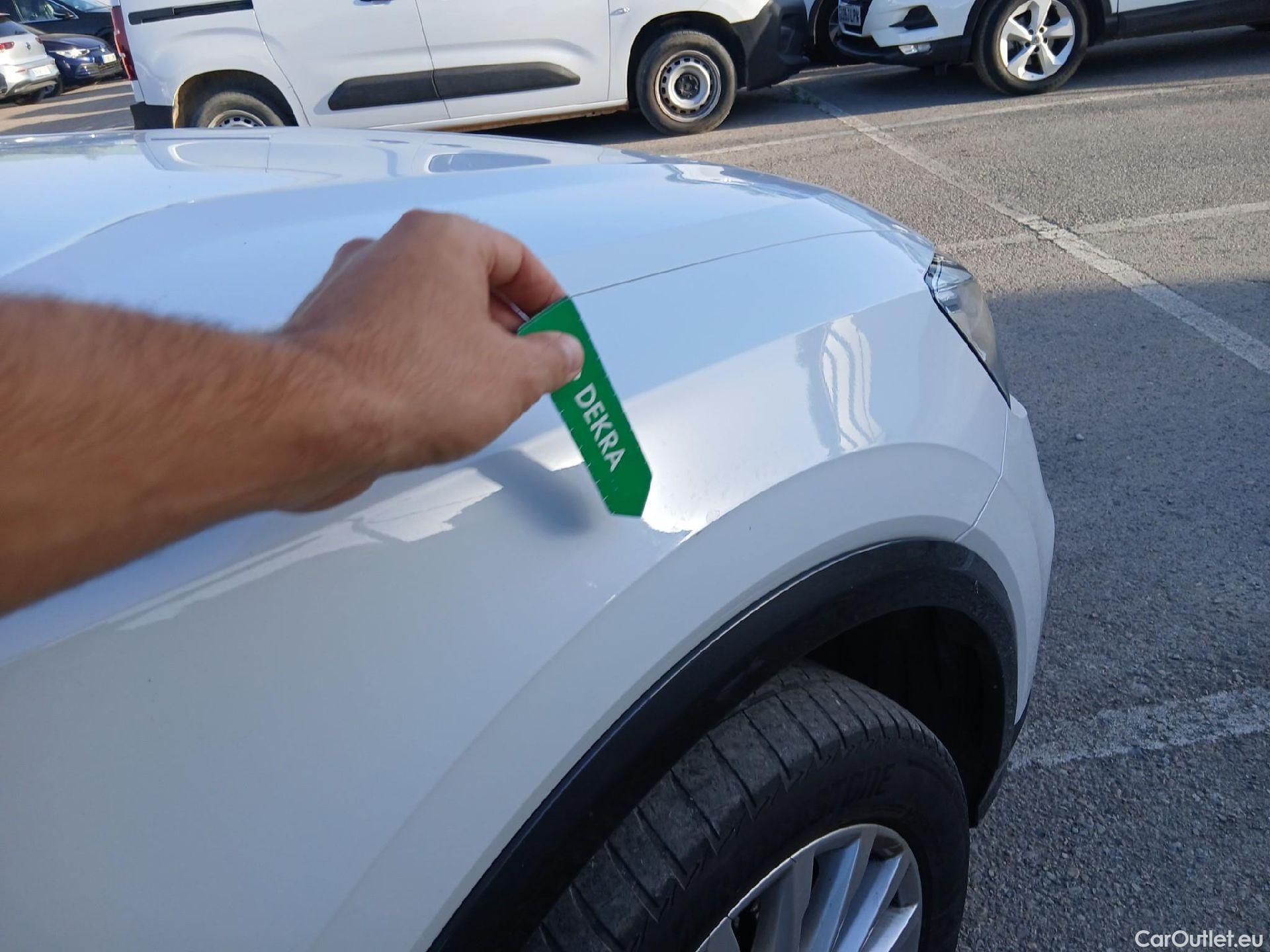  Audi  Q2 AUDI  / 2016 / 5P / todoterreno Design 30 TFSI 85kW (116CV) #24