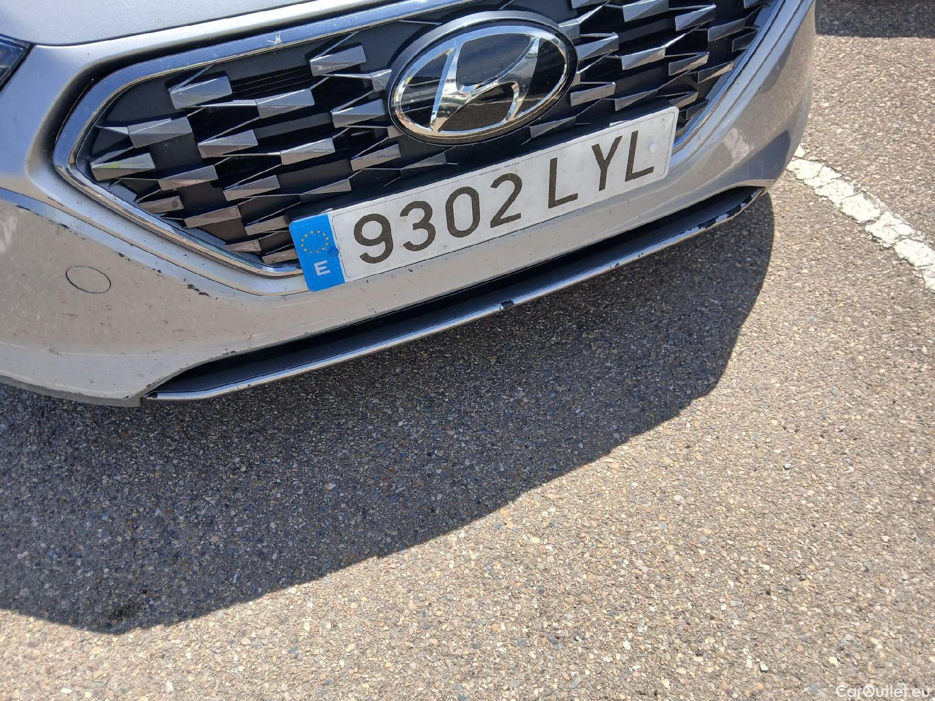  Hyundai   Ioniq HYUNDAI / 2019 / 5P / berlina con portón 1.6 GDI HEV Tecno DCT #5