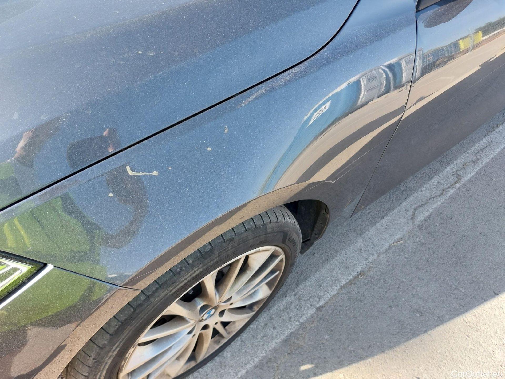  Bmw  Serie 1 BMW  / 2019 / 5P / berlina con portón 118i #8