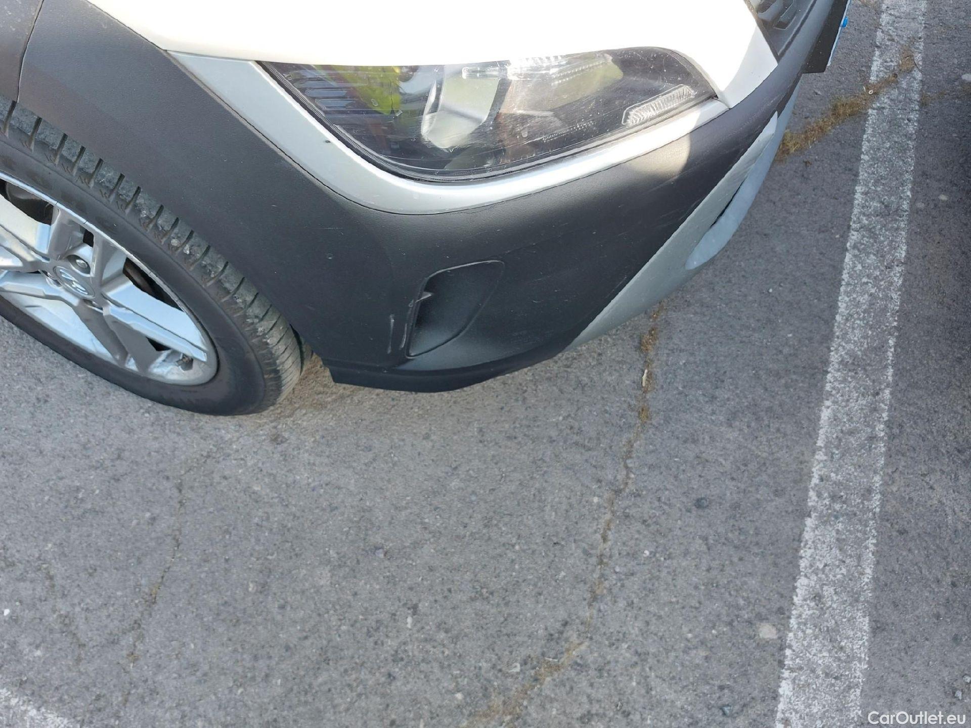  Hyundai  Konna HYUNDAI Kona / 2020 / 5P / todoterreno 1.0 TGDI 48V Maxx 4X2 #17
