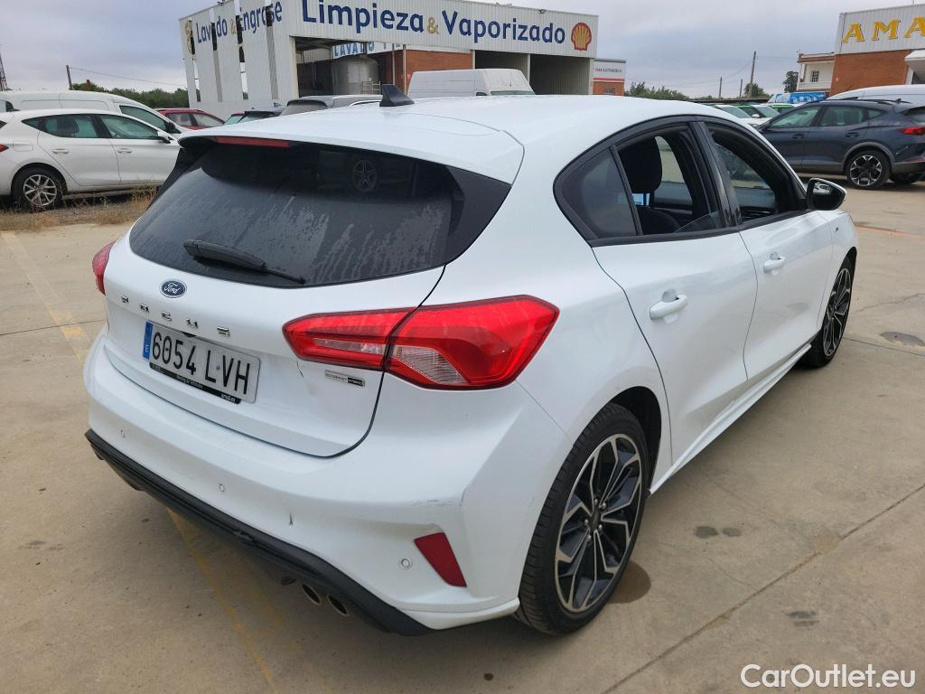  Ford  Focus FORD  / 2018 / 5P / berlina con portón 1.0 Ecoboost MHEV 92kW ST-Line #19