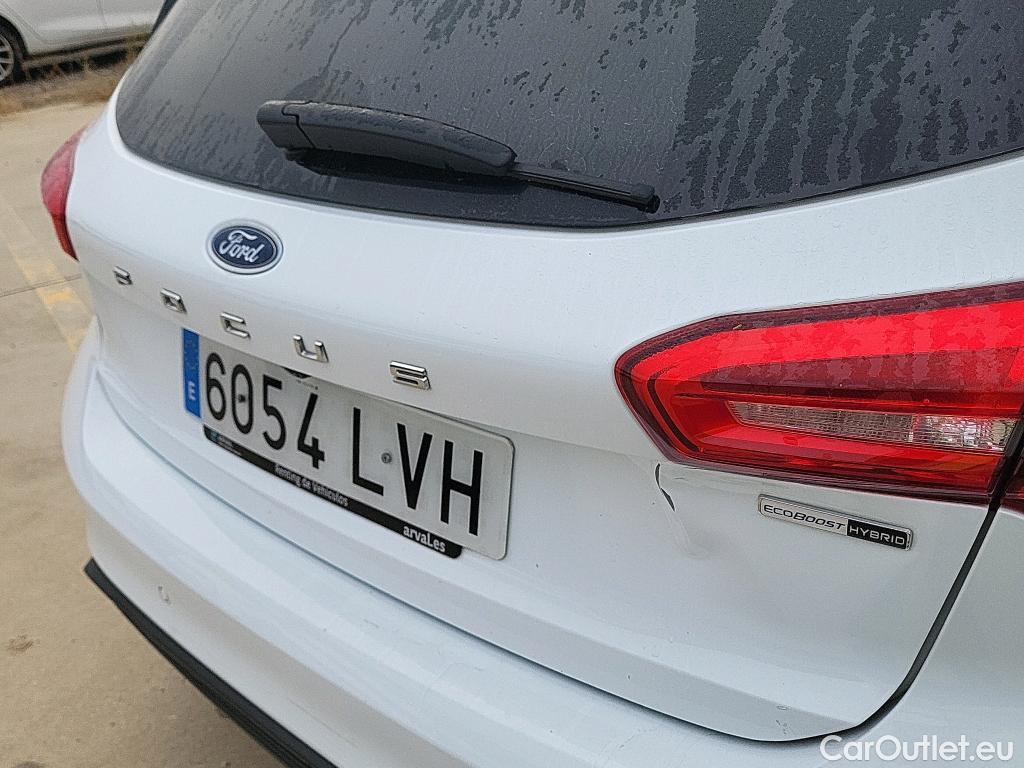  Ford  Focus FORD  / 2018 / 5P / berlina con portón 1.0 Ecoboost MHEV 92kW ST-Line #1