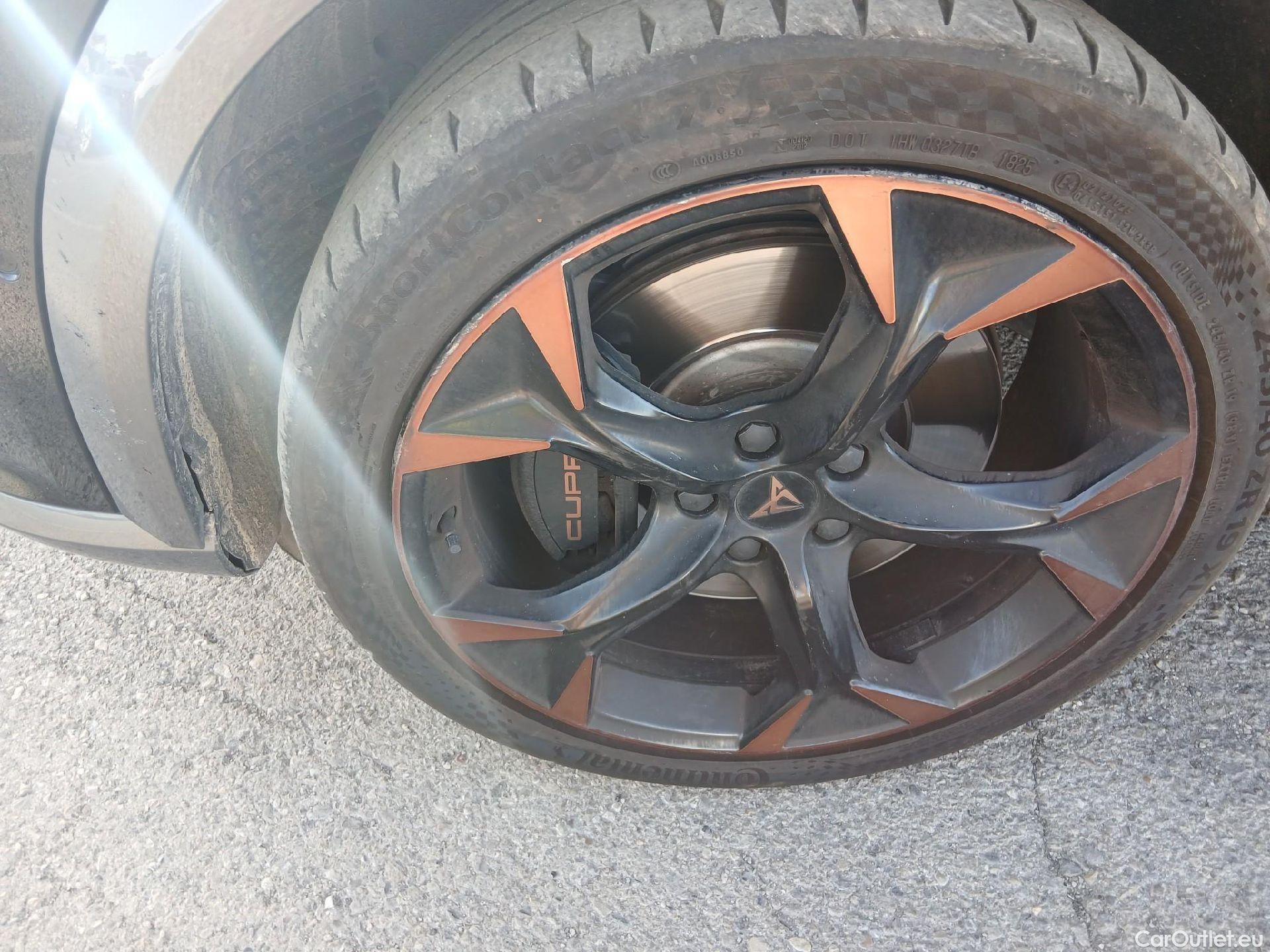 Cupra  Formentor CUPRA  / 2020 / 5P / todoterreno 1.4 e-Hybrid 180kW (245 CV) VZ DSG #6