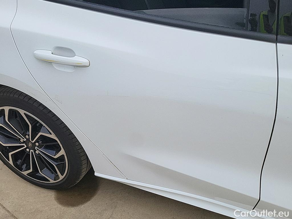  Ford  Focus FORD  / 2018 / 5P / berlina con portón 1.0 Ecoboost MHEV 92kW ST-Line #23