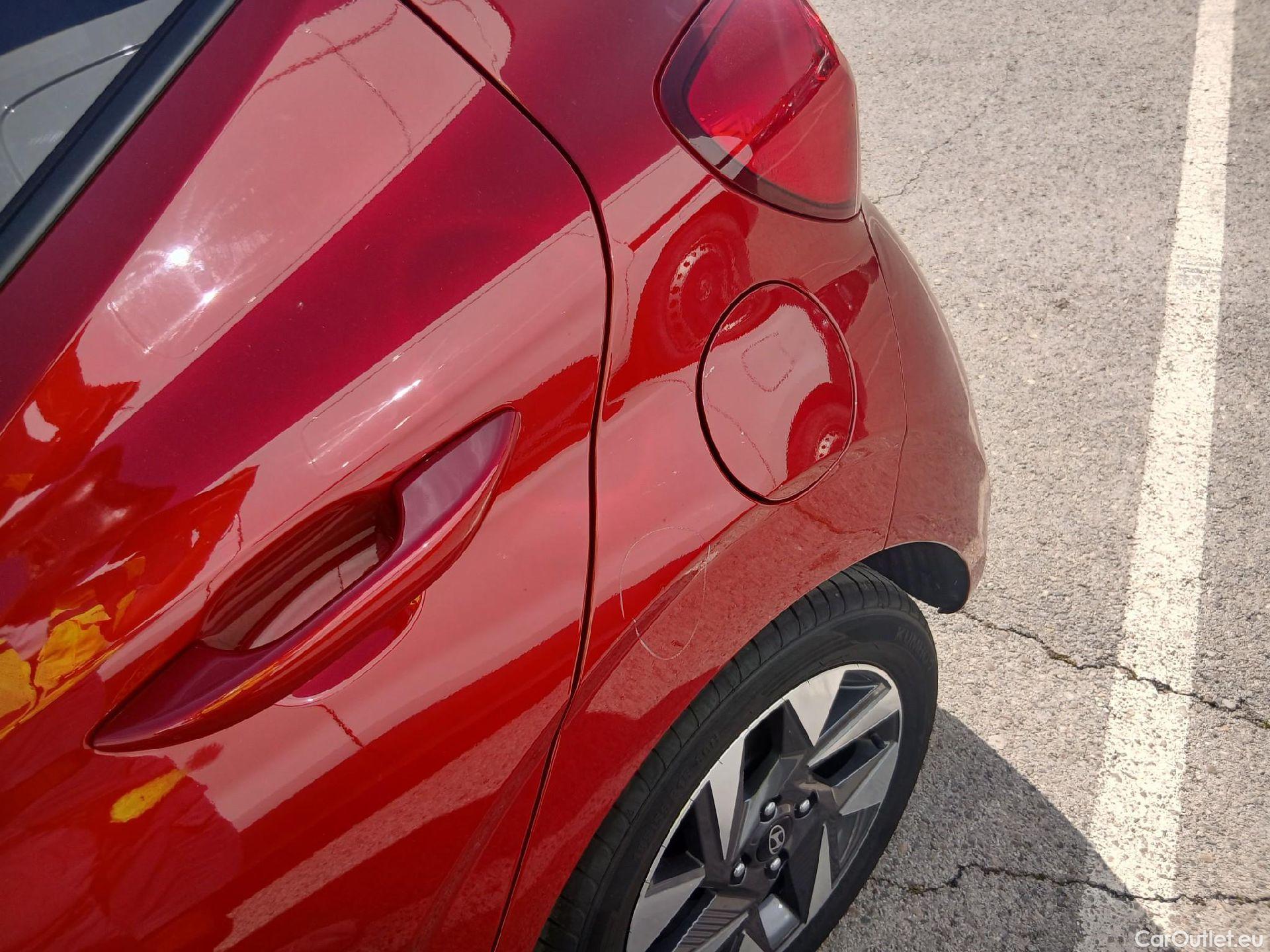  Hyundai  i10 HYUNDAI  / 2020 / 5P / berlina con portón 1.0 Klass #8