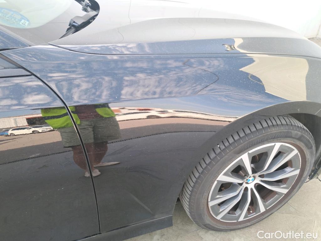  Bmw  Serie 3 BMW  / 2019 / 5P / familiar 318d Auto.Touring #20
