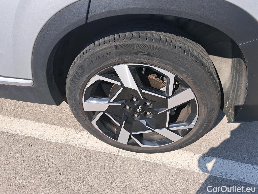  Hyundai  Santa Fe HYUNDAI  / 2021 / 5P / todoterreno 2.2 CRDi Tecno DCT 4x2 #3