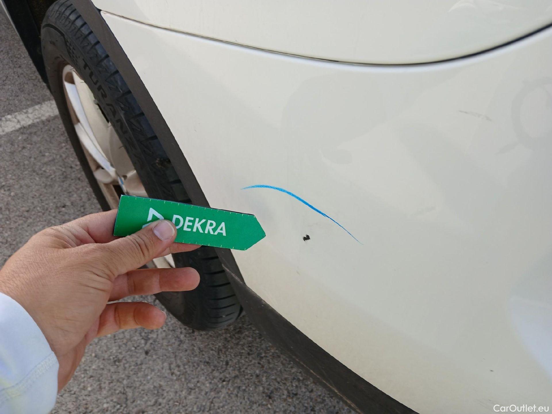  Bmw  X1 BMW  / 2019 / 5P / todoterreno sDrive16d #13
