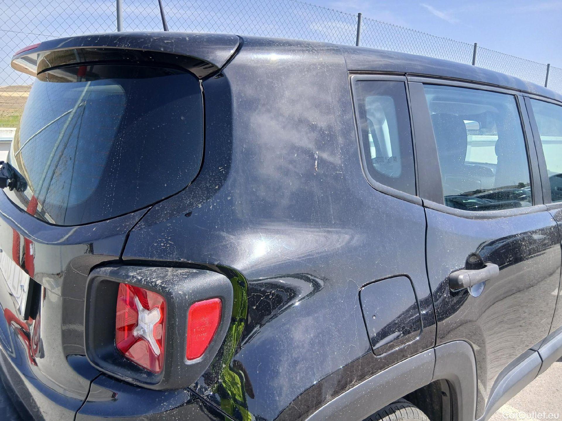  Jeep  Patriot JEEP Renegade / 2014 / 5P / todoterreno Sport Plus 1.0G 88kW (120CV) 4x2 #20