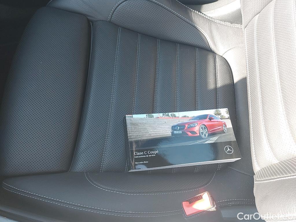  Mercedes  C-Klasse MERCEDES-BENZ Clase C / 2018 / 2P / coupé Coupé Mercedes-AMG C 43 4MATIC #15