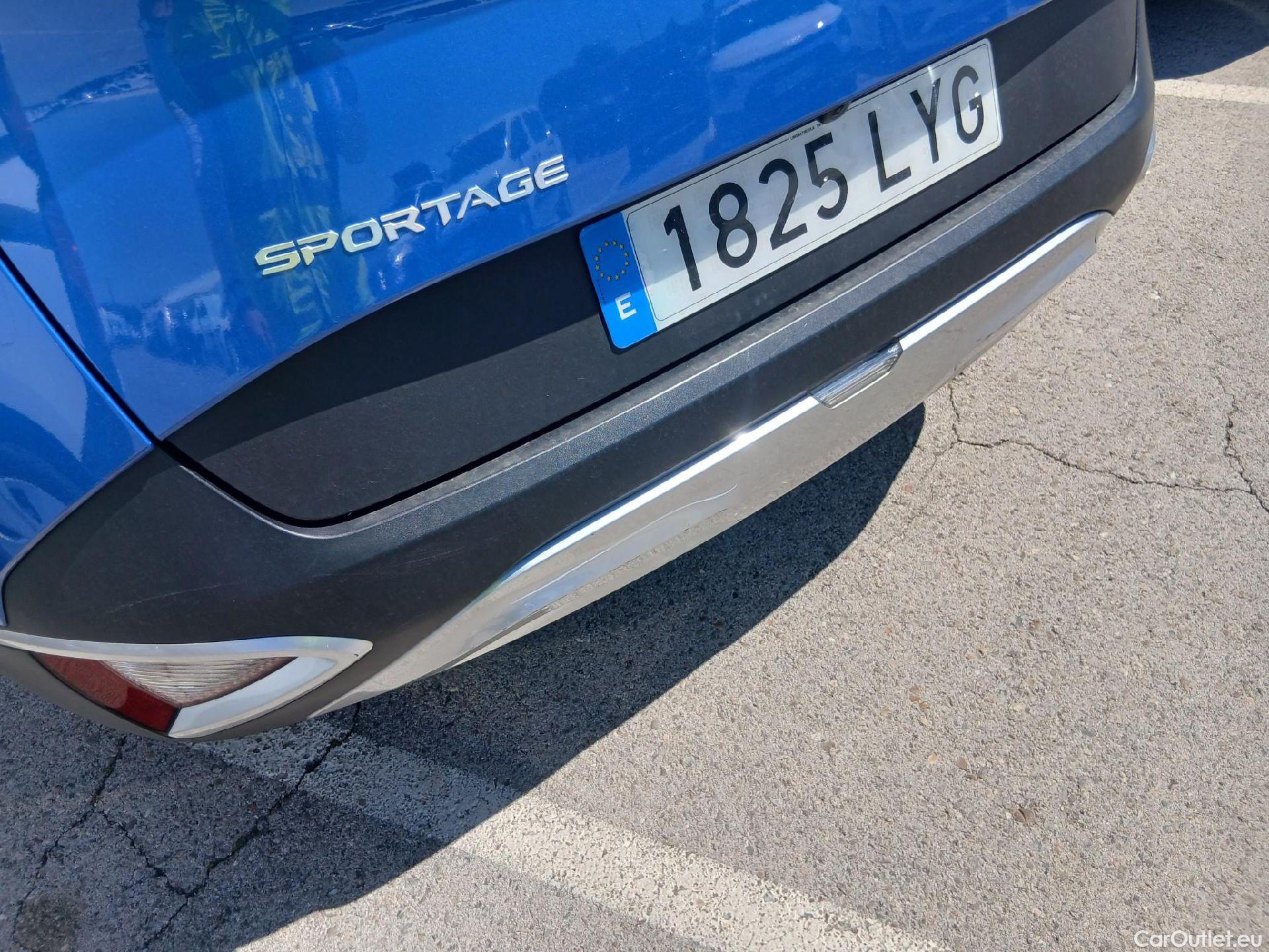  KIA  Sportage KIA  / 2022 / 5P / todoterreno 1.6 T-GDi 110kW (150CV) Concept 4x2 #19