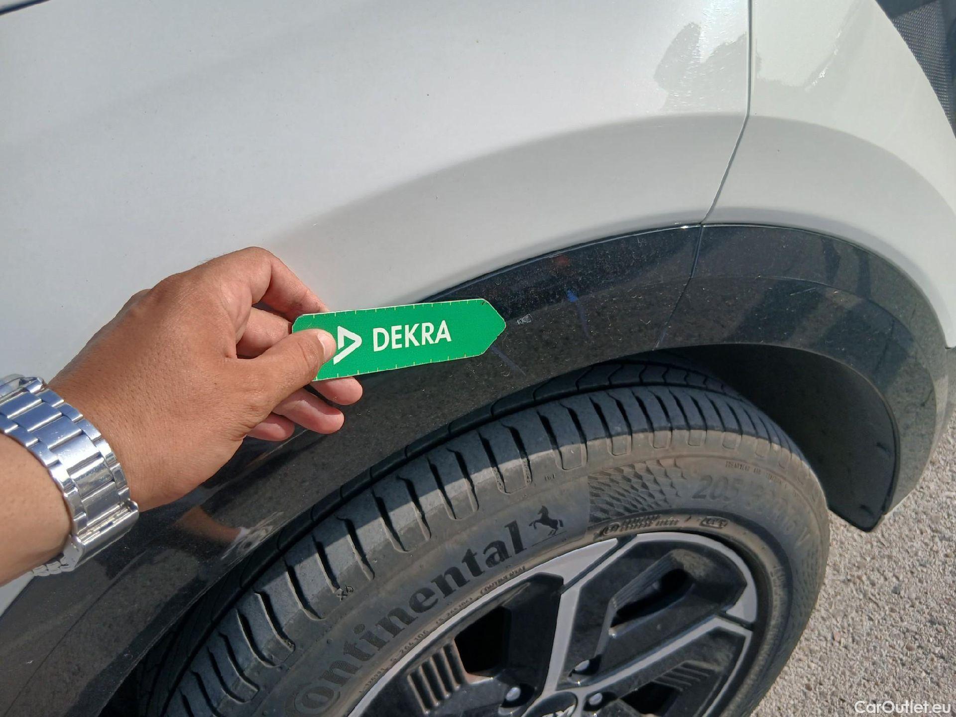  KIA  Niro KIA  / 2022 / 5P / crossover 1.6 GDi HEV 104kW (141CV) Drive #25