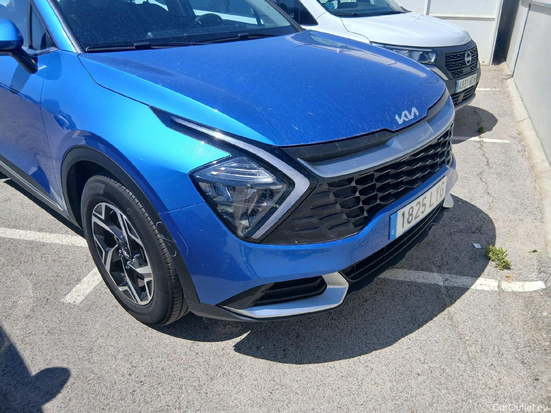  KIA  Sportage KIA  / 2022 / 5P / todoterreno 1.6 T-GDi 110kW (150CV) Concept 4x2 #9