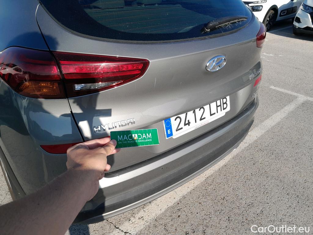  Hyundai  Tucson HYUNDAI  / 2018 / 5P / todoterreno 1.6 CRDI 85kW (116CV) 48V SLE 4X2(SP)(SL) #3
