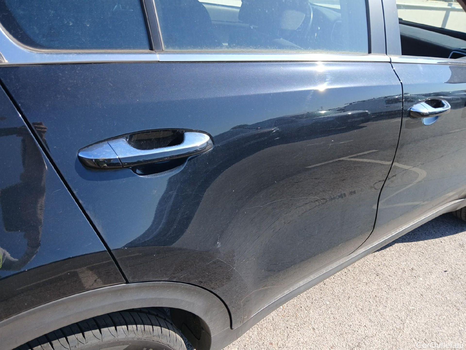  KIA  Sportage KIA  / 2018 / 5P / todoterreno 1.6 MHEV Drive 100kW (136CV) 4x2 #18