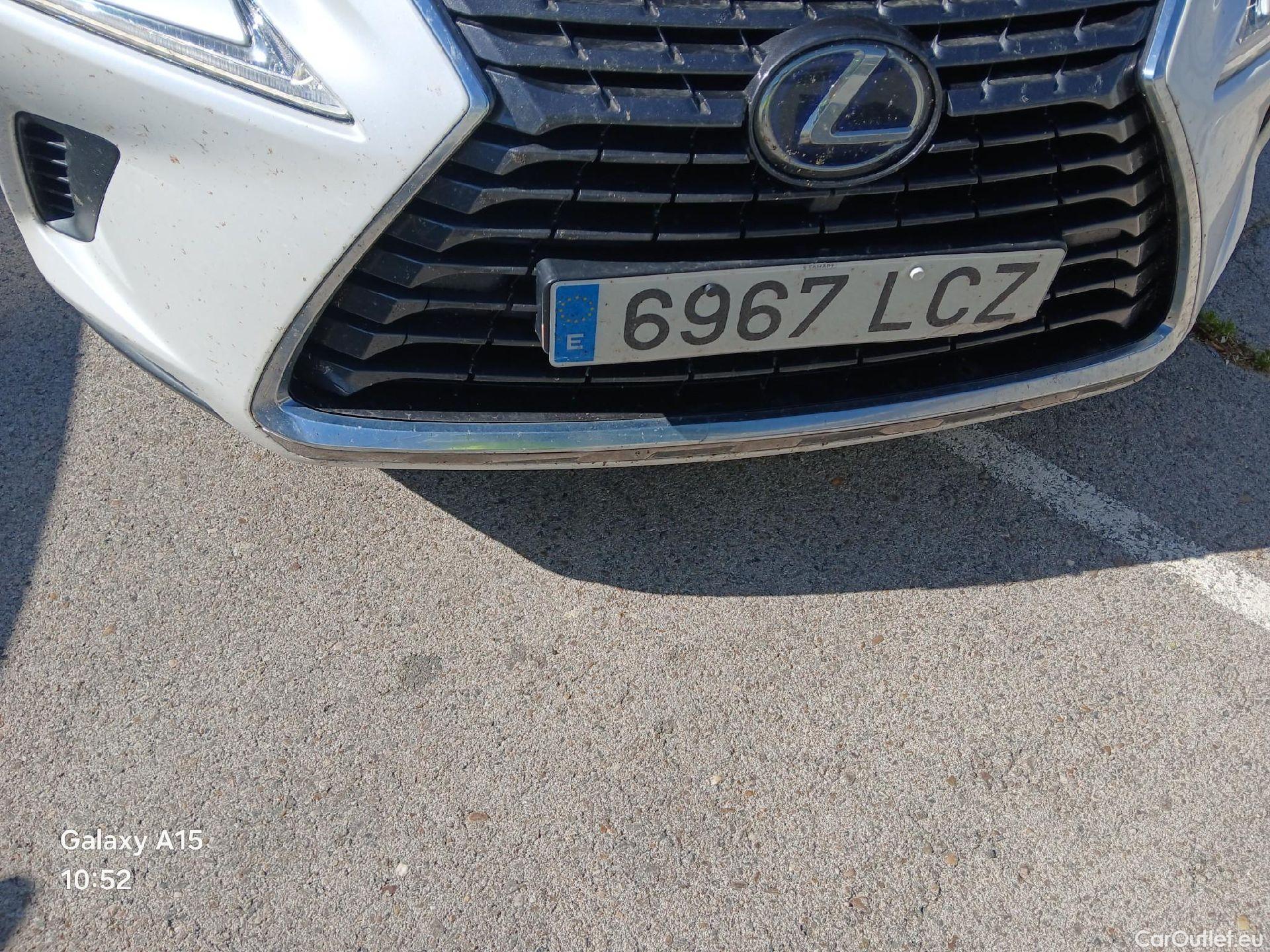  Lexus  NX LEXUS  / 2017 / 5P / todoterreno 2.5 300h Business Navigation 2WD (CX) #6
