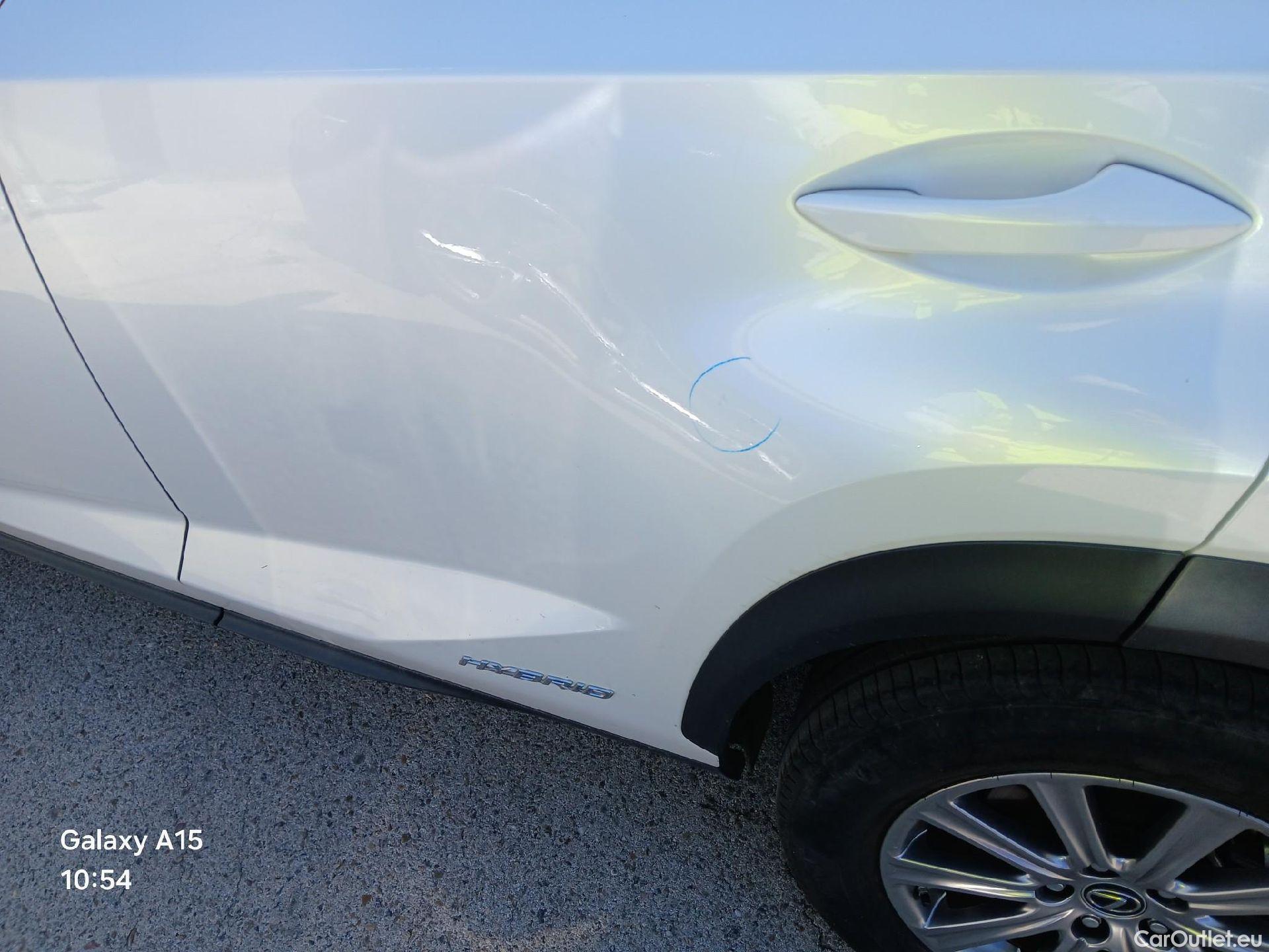  Lexus  NX LEXUS  / 2017 / 5P / todoterreno 2.5 300h Business Navigation 2WD (CX) #9