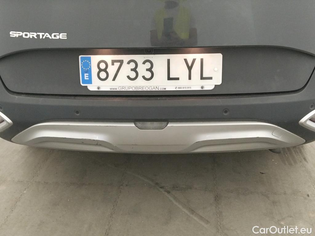  KIA  Sportage KIA  / 2022 / 5P / todoterreno 1.6 CRDi MHEV 100kW (136CV) Business 4X2 #29