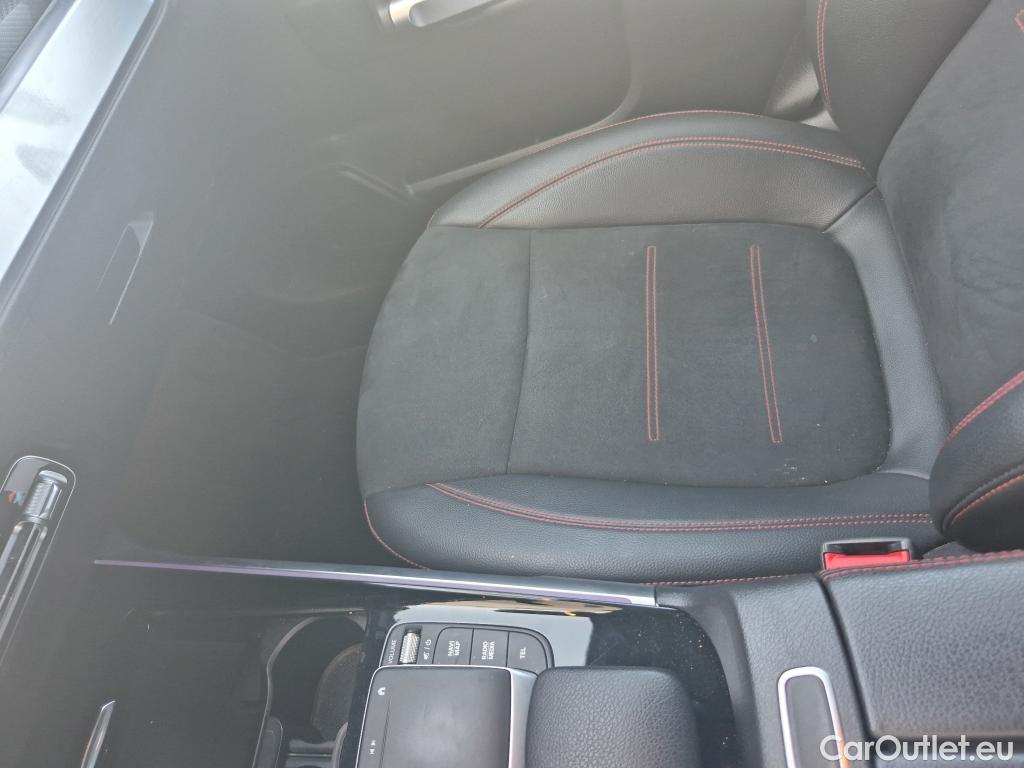  Mercedes  GLB MERCEDES-BENZ  / 2019 / 5P / todoterreno 2.0  200 D DCT 110KW (150CV) #19