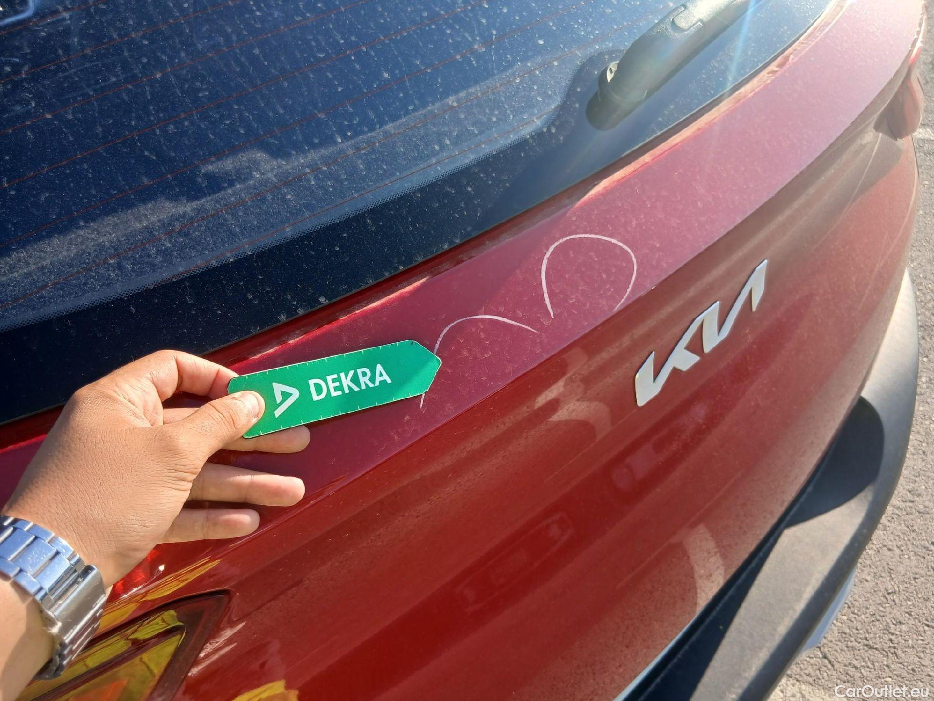  KIA  STONIC KIA  / 2017 / 5P / todoterreno 1.0 T-GDi 74kW (100CV) MHEV iMT Concept #29