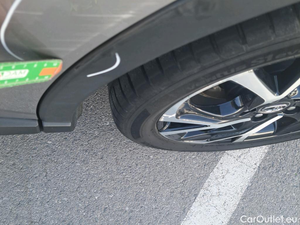  Toyota  C-HR TOYOTA  / 2016 / 5P / todoterreno 1.8 125H Advance (CX) #58