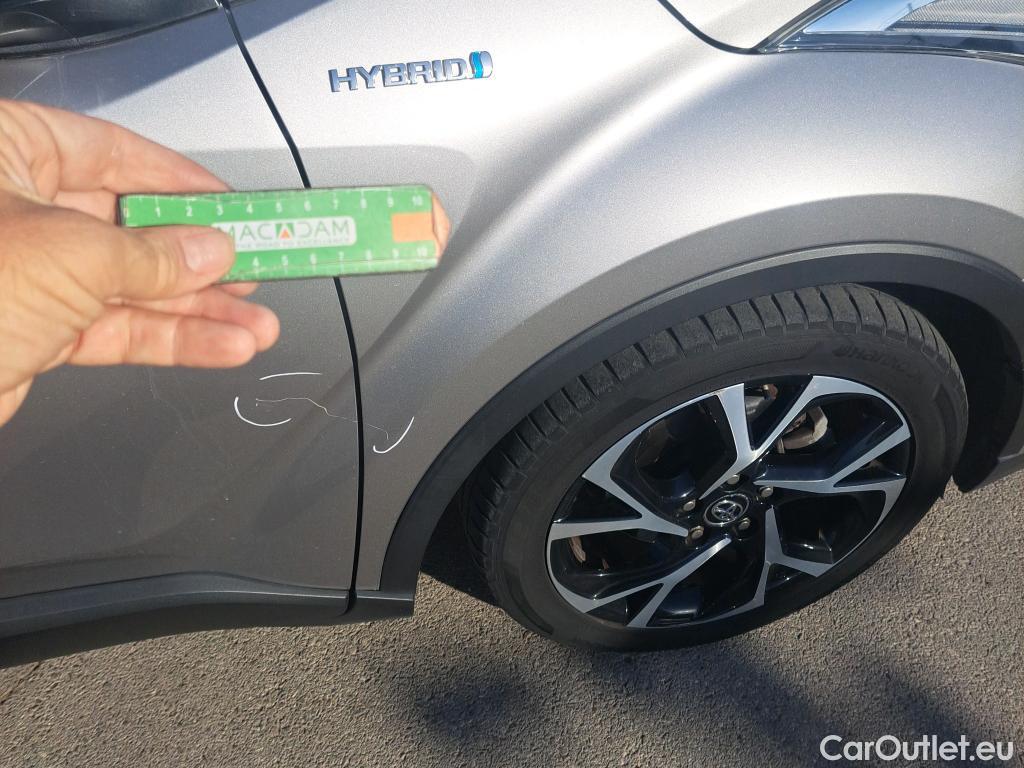  Toyota  C-HR TOYOTA  / 2016 / 5P / todoterreno 1.8 125H Advance (CX) #36