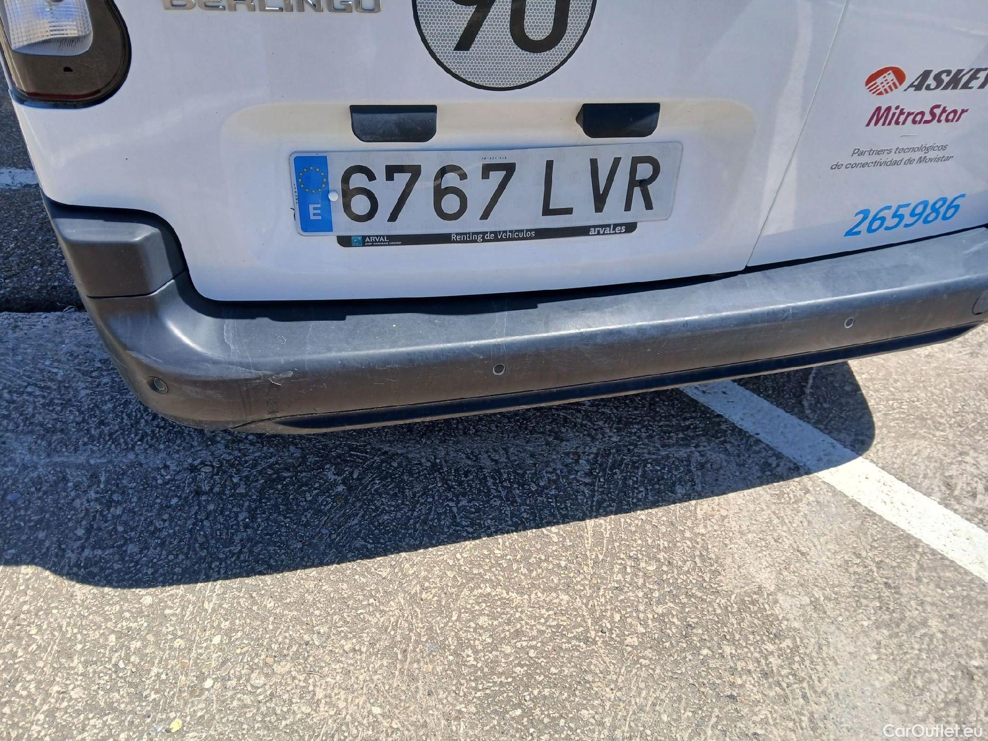  Citroen  Berlingo CITROEN  / 2018 / 4P / furgón derivado de turismo Talla M BlueHDi 100 CLUB #19