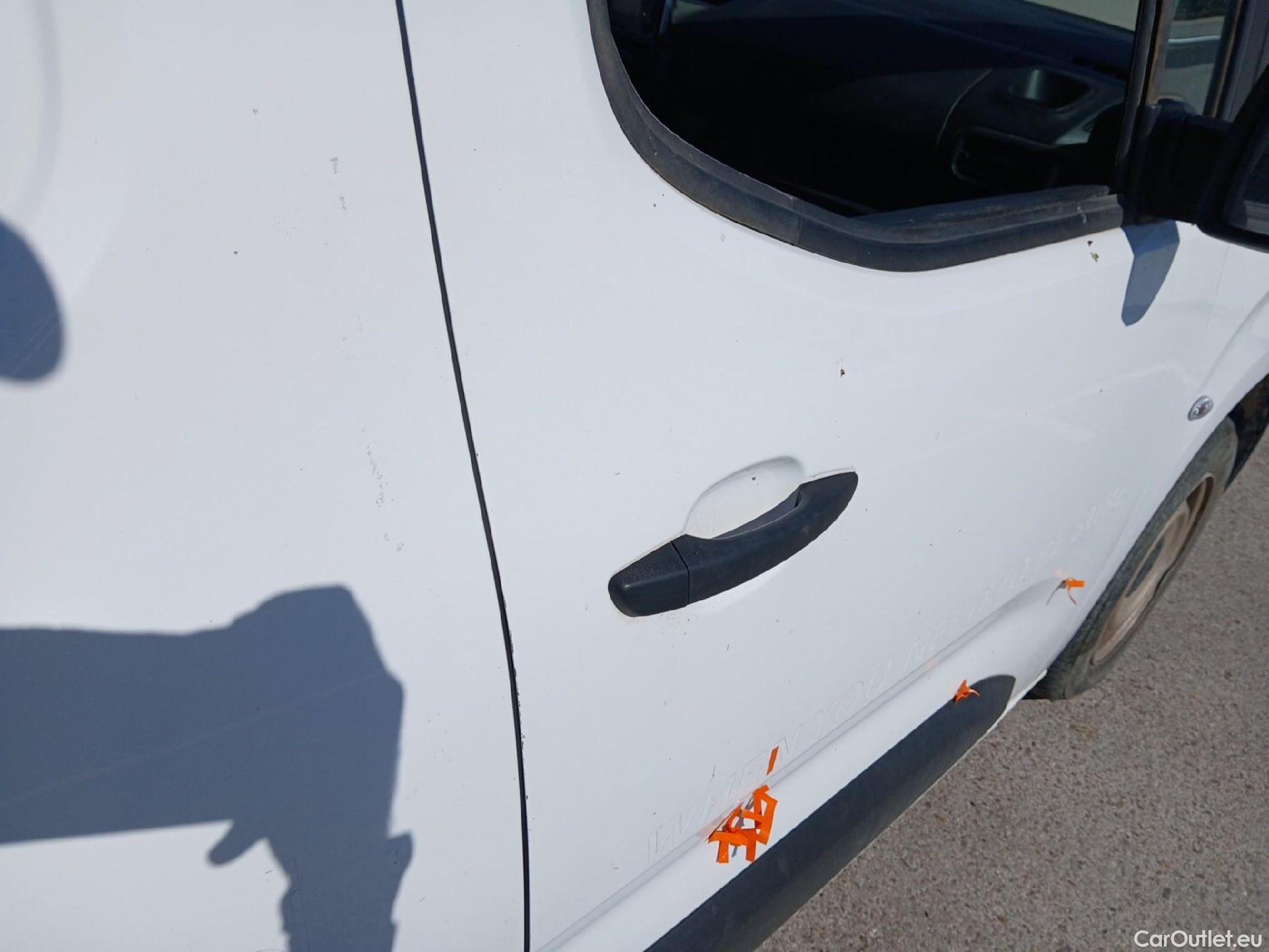  Citroen  Berlingo CITROEN  / 2018 / 3P / furgón derivado de turismo Talla M BlueHDi 100 CONTROL #34