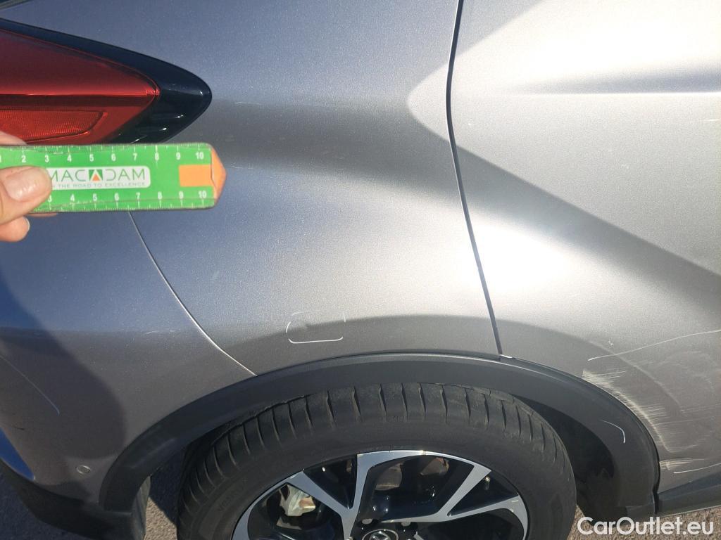  Toyota  C-HR TOYOTA  / 2016 / 5P / todoterreno 1.8 125H Advance (CX) #24