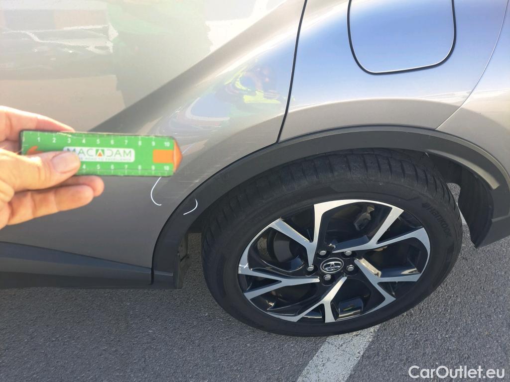  Toyota  C-HR TOYOTA  / 2016 / 5P / todoterreno 1.8 125H Advance (CX) #57
