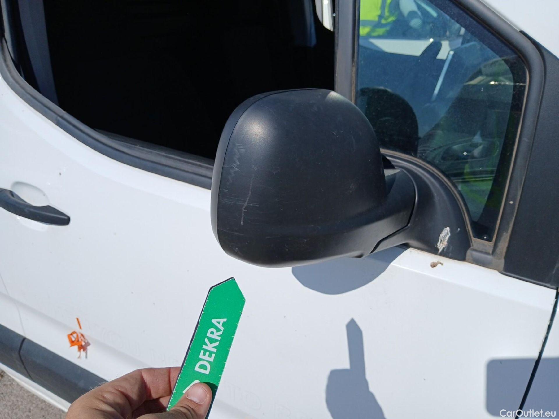  Citroen  Berlingo CITROEN  / 2018 / 3P / furgón derivado de turismo Talla M BlueHDi 100 CONTROL #38