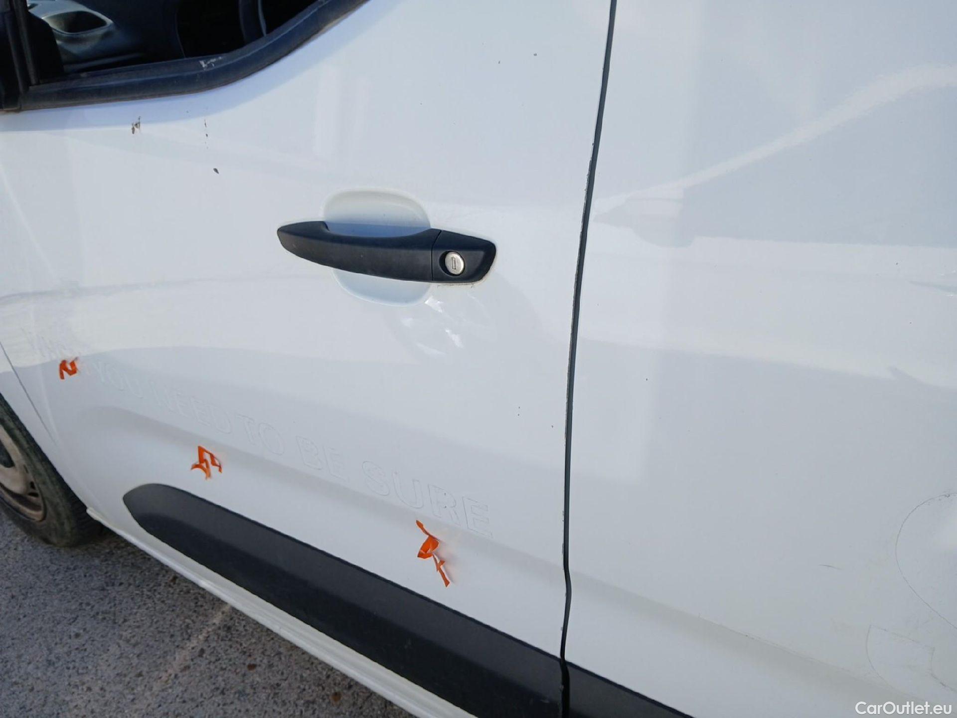 Citroen  Berlingo CITROEN  / 2018 / 3P / furgón derivado de turismo Talla M BlueHDi 100 CONTROL #12