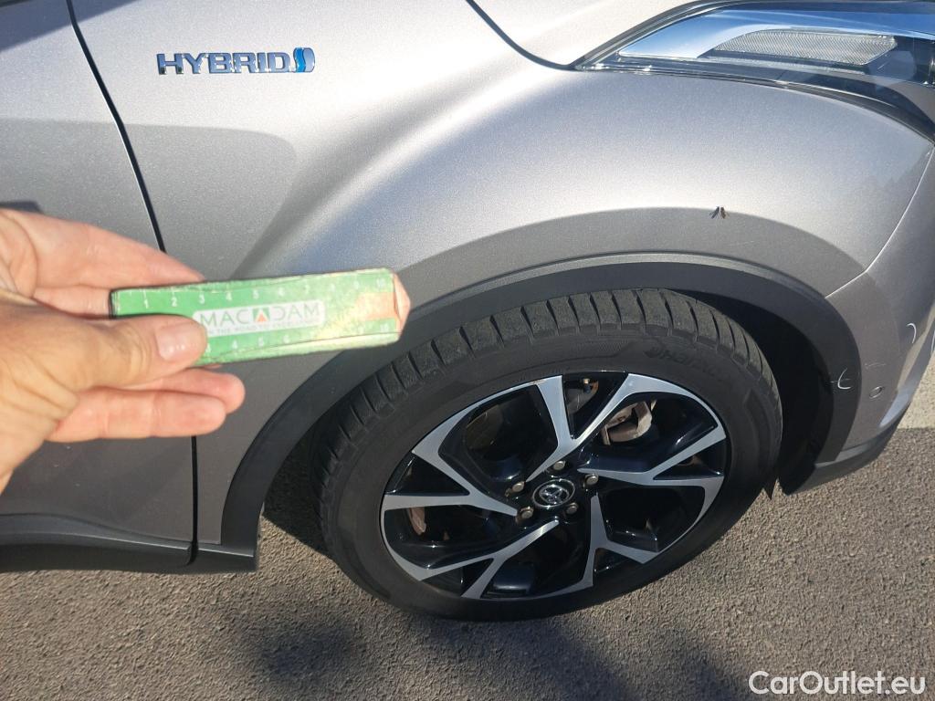  Toyota  C-HR TOYOTA  / 2016 / 5P / todoterreno 1.8 125H Advance (CX) #55