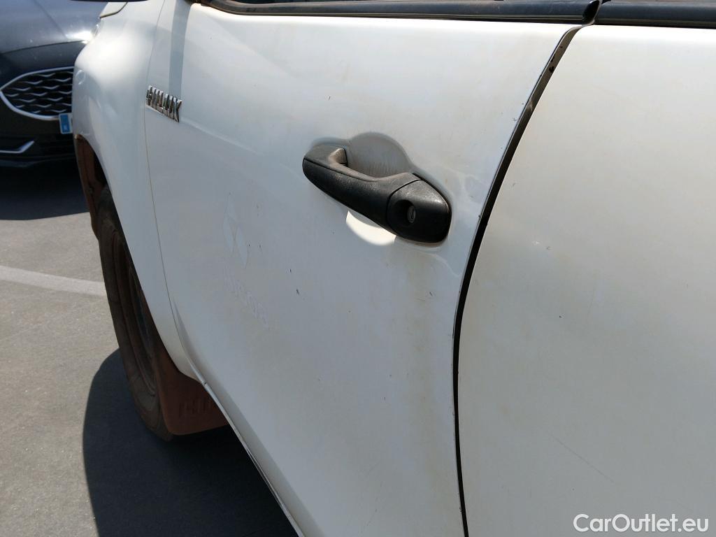  Toyota  Hilux TOYOTA  / 2016 / 4P / pickup 2.4 D-4D Cabina Doble GX #35