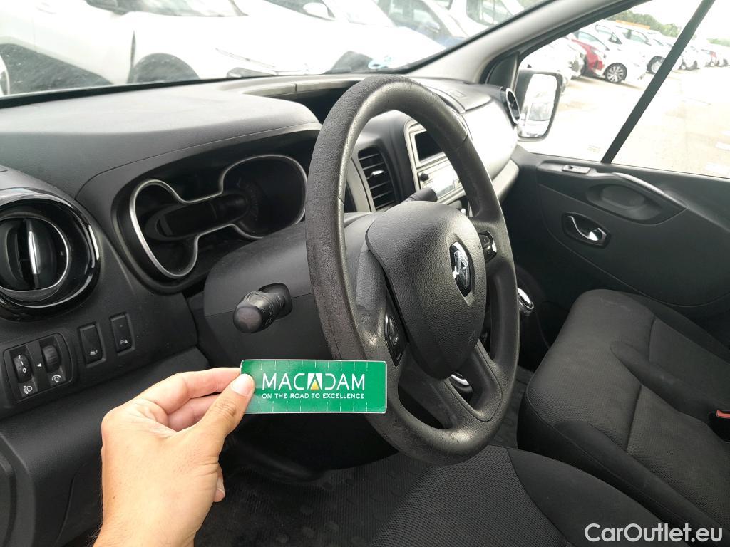  Renault  Trafic RENAULT  / 2019 / 4P / furgón Doble Cabina 27 L1 Energy BluedCi 88 kW #1