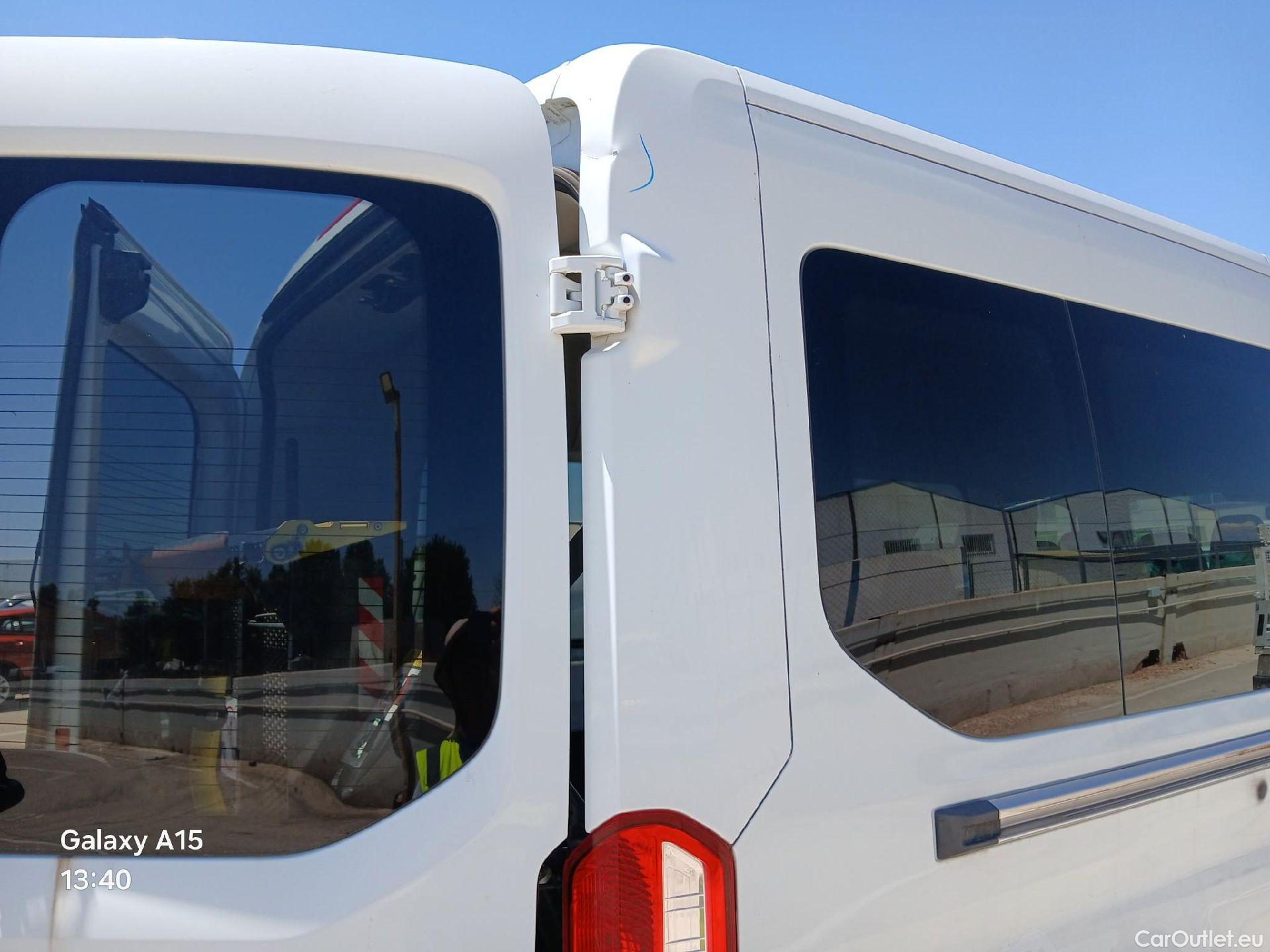  Ford  Transit FORD  VU 4p 6G combi 350 96kW L3H2 Kombi Ambiente Delantera #36
