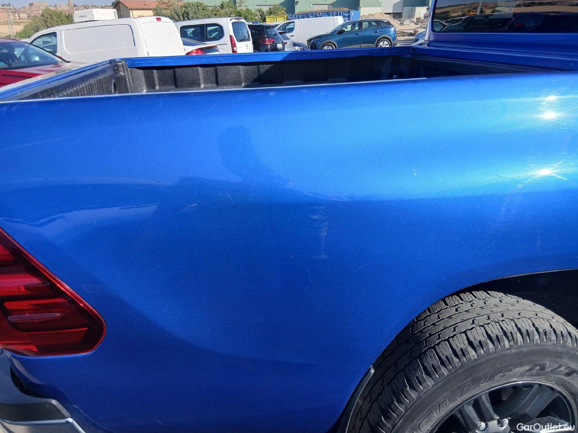  Toyota  Hilux TOYOTA  / 2020 / 4P / pickup 2.8 D-4D 150kW (204CV) Cabina Doble VX #18