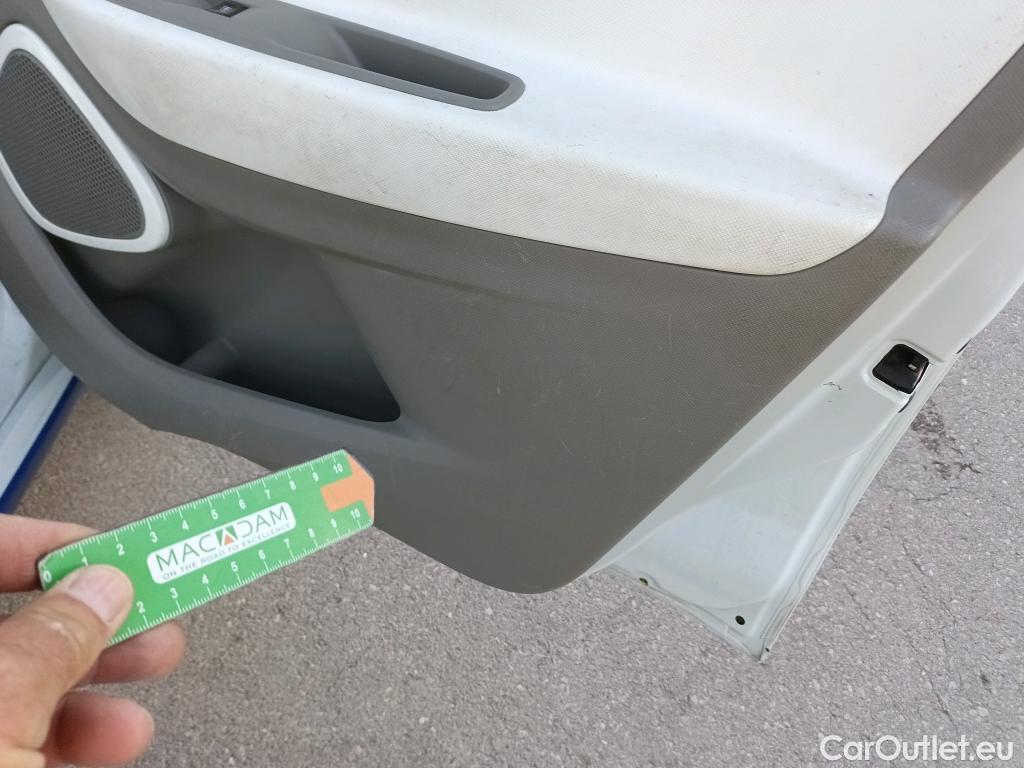  Renault  Zoe RENAULT  VU 5P 1G BERLINA COMERCIAL Société Life 40 Flexi #41