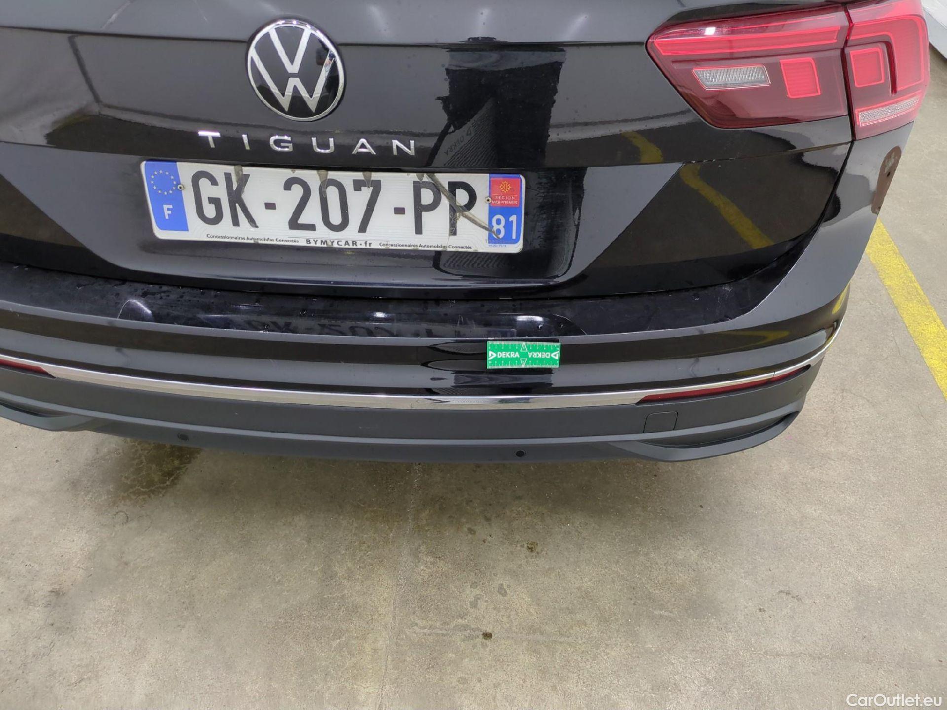  Volkswagen  Tiguan VOLKSWAGEN  / 2020 / 5P / SUV 2.0 TDI 150 DSG7 Life Business #36