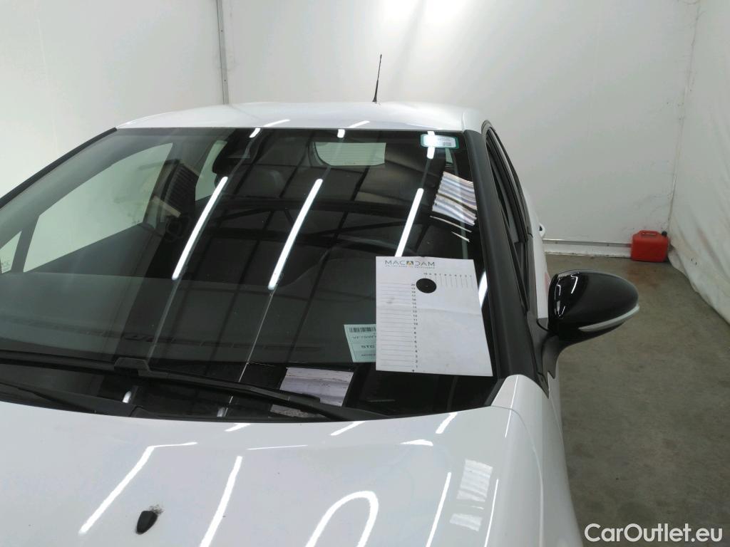  Citroen  C3  Société Feel 1.5 BlueHDI 100CV BVM6 E6dT #1