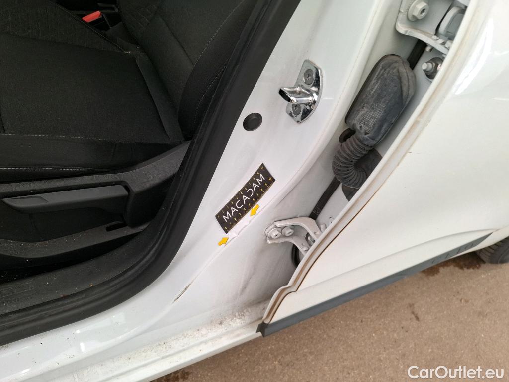  Renault  Clio  V Société Air Nav 1.5 dCi 85CV BVM6 E6dT #38