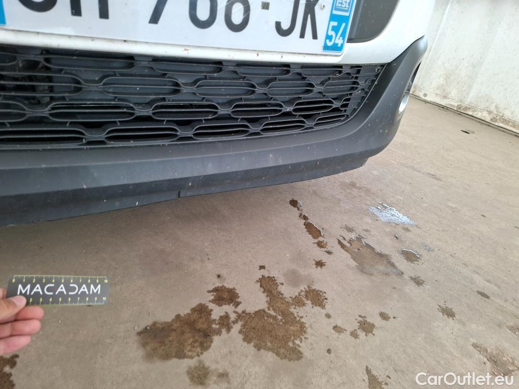  Citroen  C3  Société Feel 1.5 BlueHDI 100CV BVM6 E6d #3