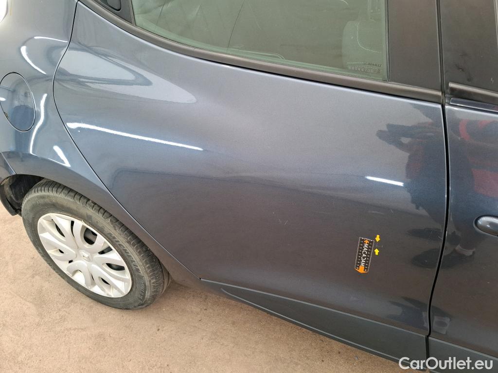  Renault  Clio  IV Air MediaNav 1.5 dCi 90CV BVM5 E6 #87