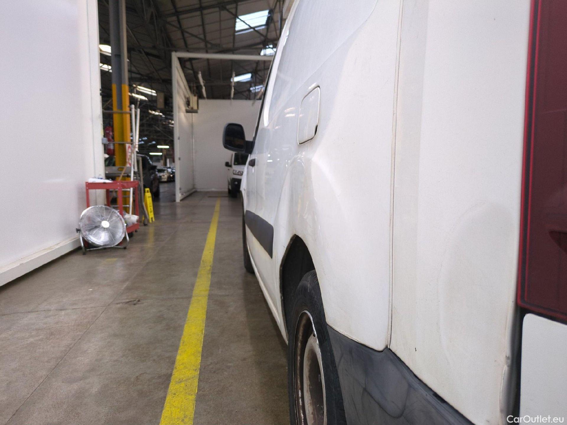  Peugeot  Partner  L2 Premium 1.6 HDi 100CV BVM5 E6 #26